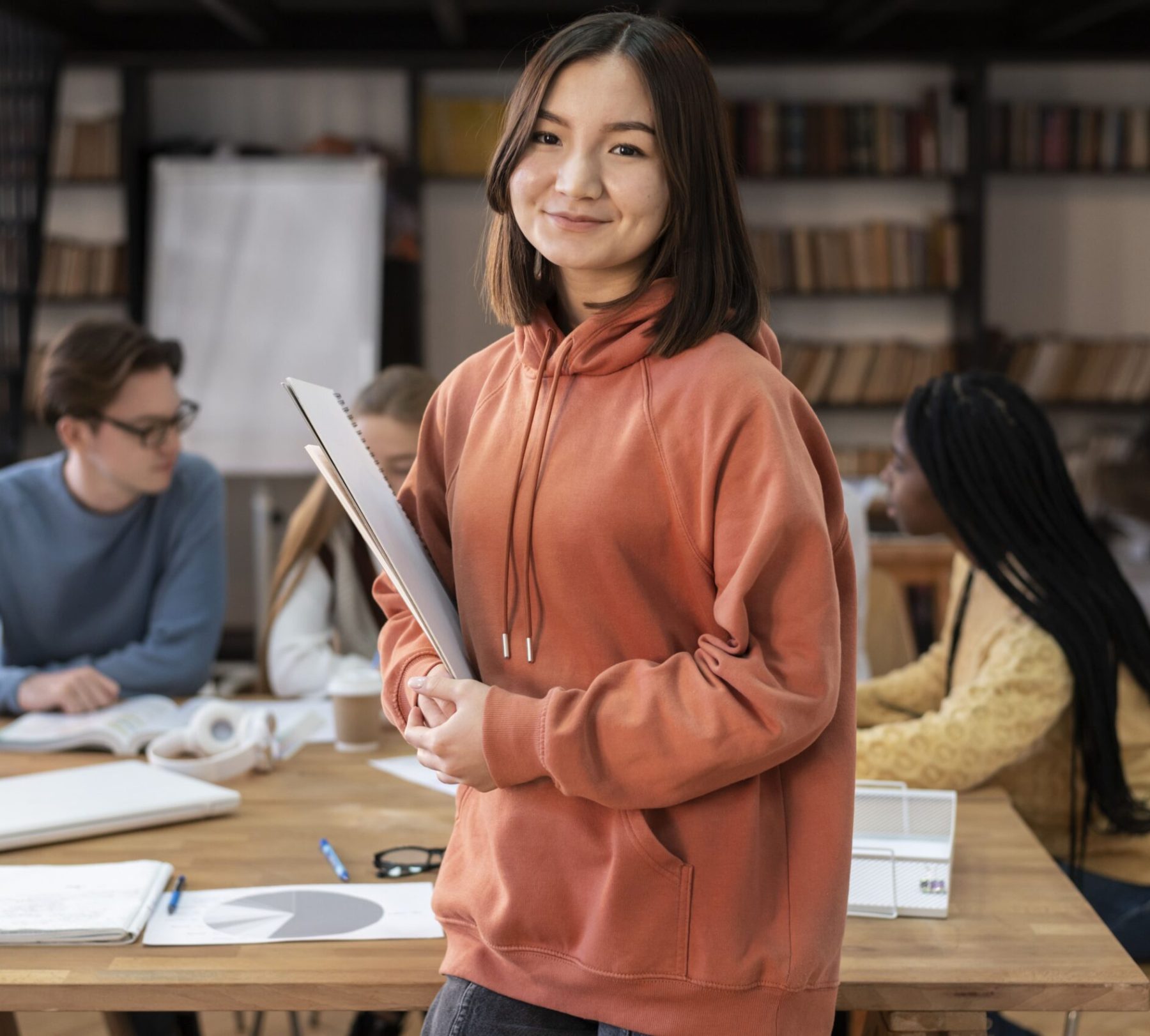 Choose Salford Education’s flexible bachelor's degree program in Saudi Arabia to master business fundamentals and prepare for a thriving entrepreneurial future.